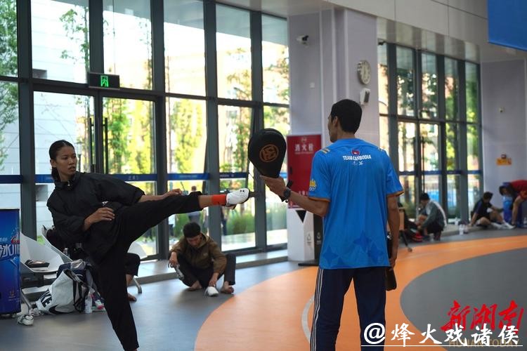 成都大运会选手训练备赛忙